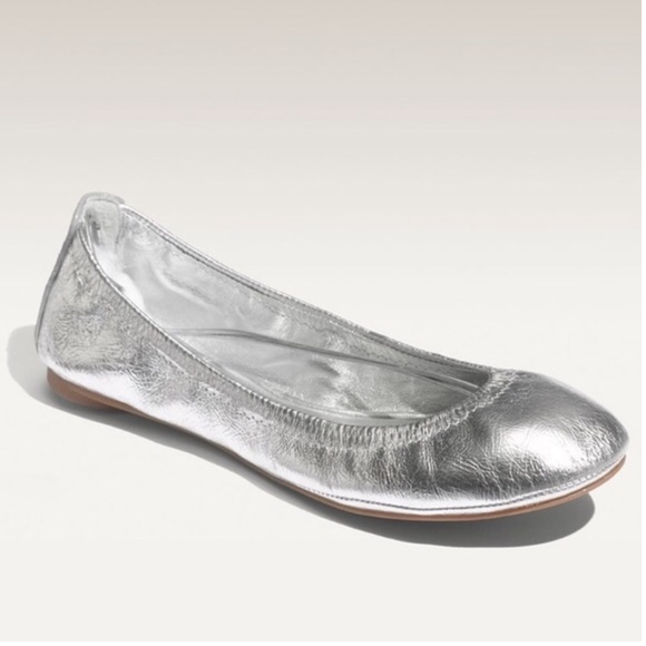 tory burch silver metallic flats